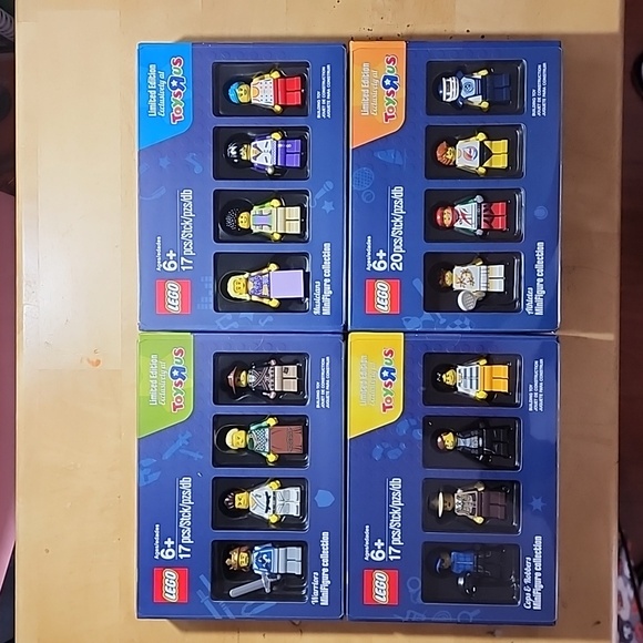 Toys R Us 2016 Bricktober Minifigure Complete Set of 4 - Picture 1 of 7